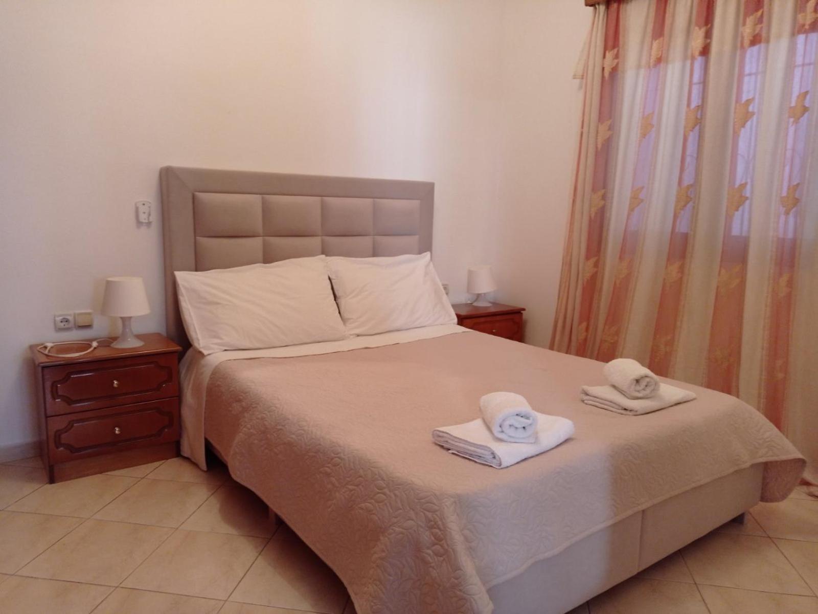 Achilles Apartments Sarandë Habitación foto