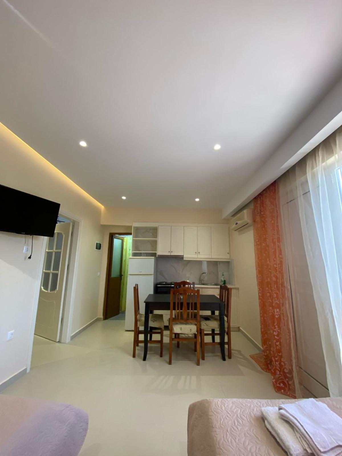 Achilles Apartments Sarandë Habitación foto